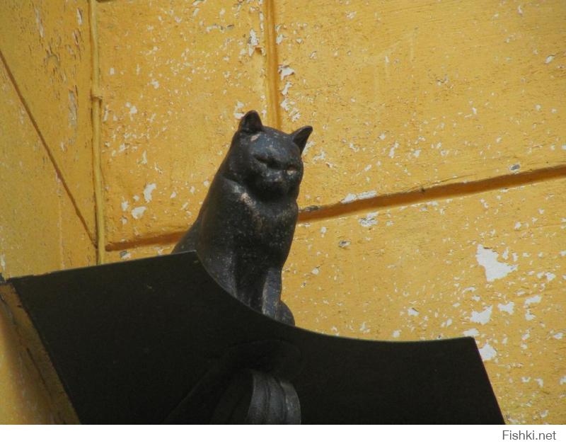 Памятник котам блокадного ленинграда фото