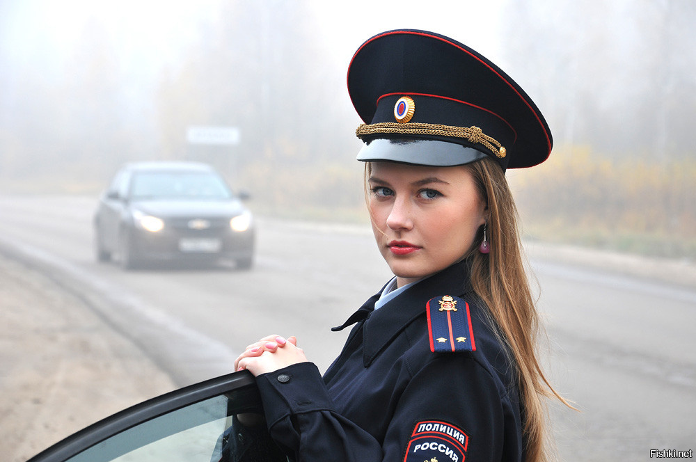 Красивая Полицейская Девушка