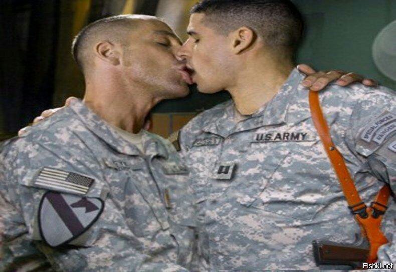 Секс Мужчины В Армии