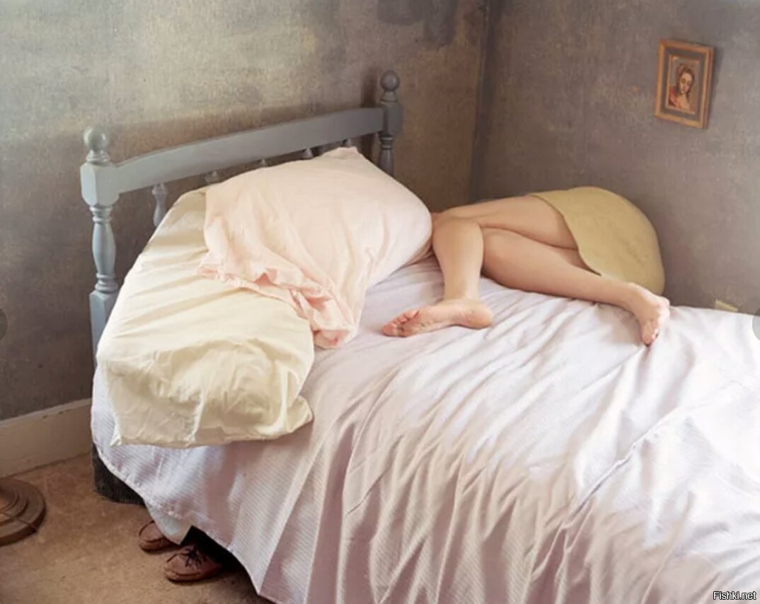 Спящие жены без одежды