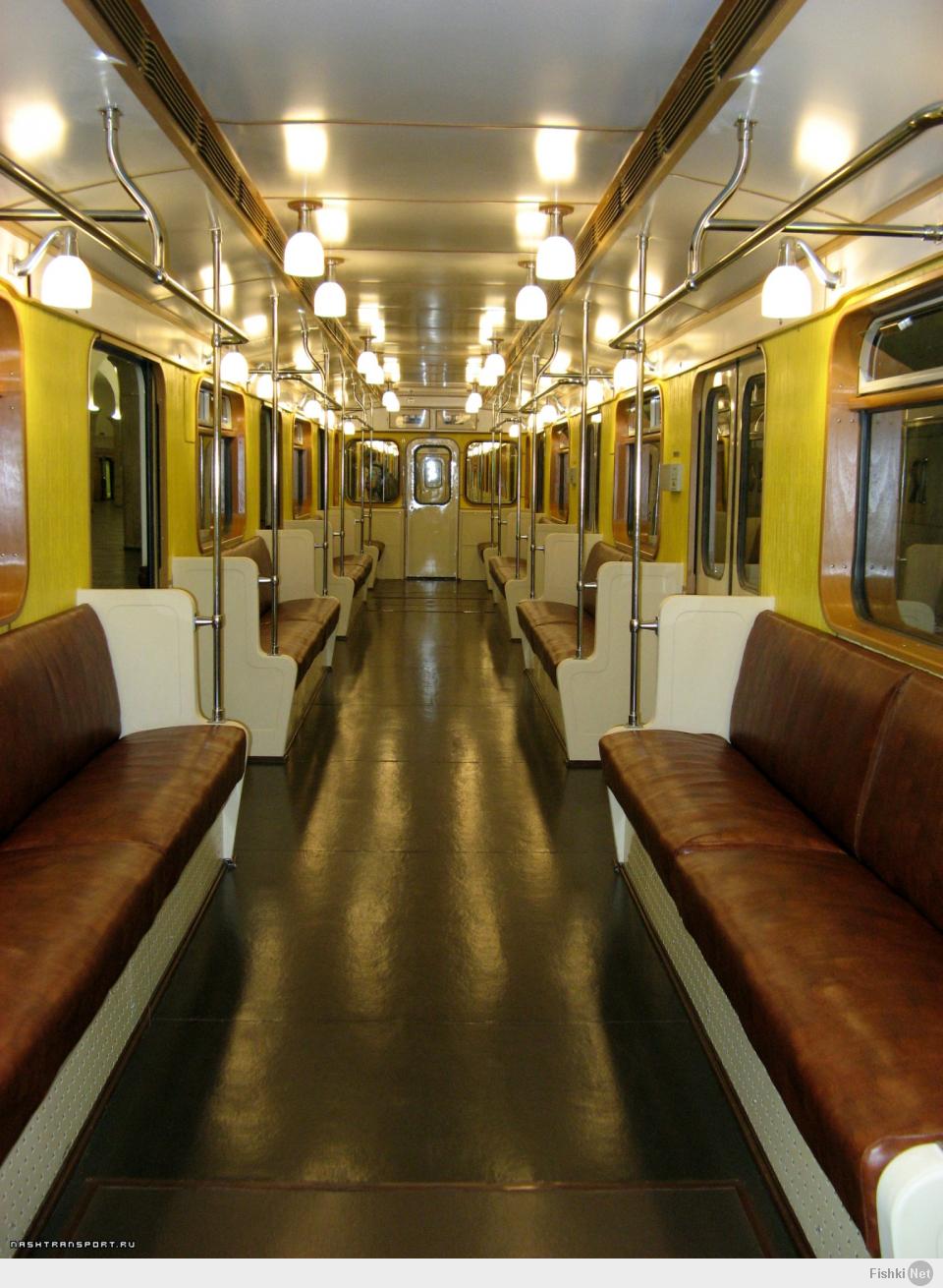 старые вагоны метро москвы