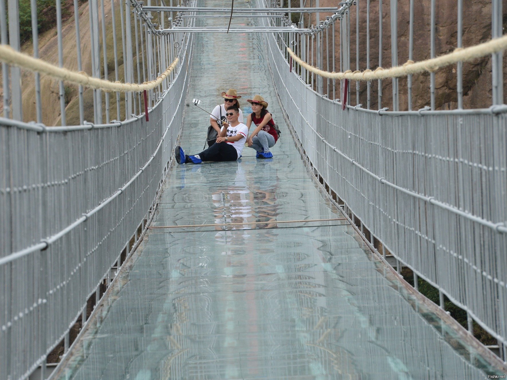 Мост в китае стеклянный фото