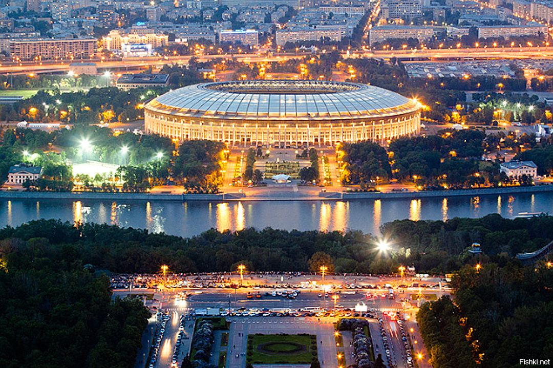 Лужники москва фото