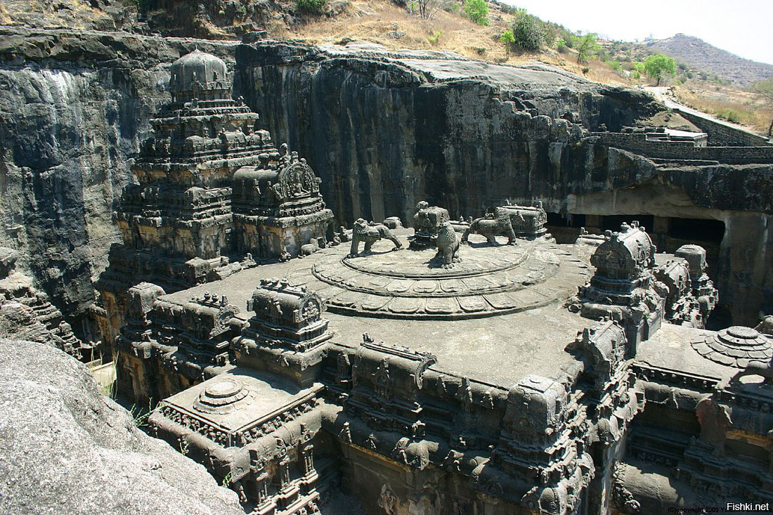 храм кайласа индия
