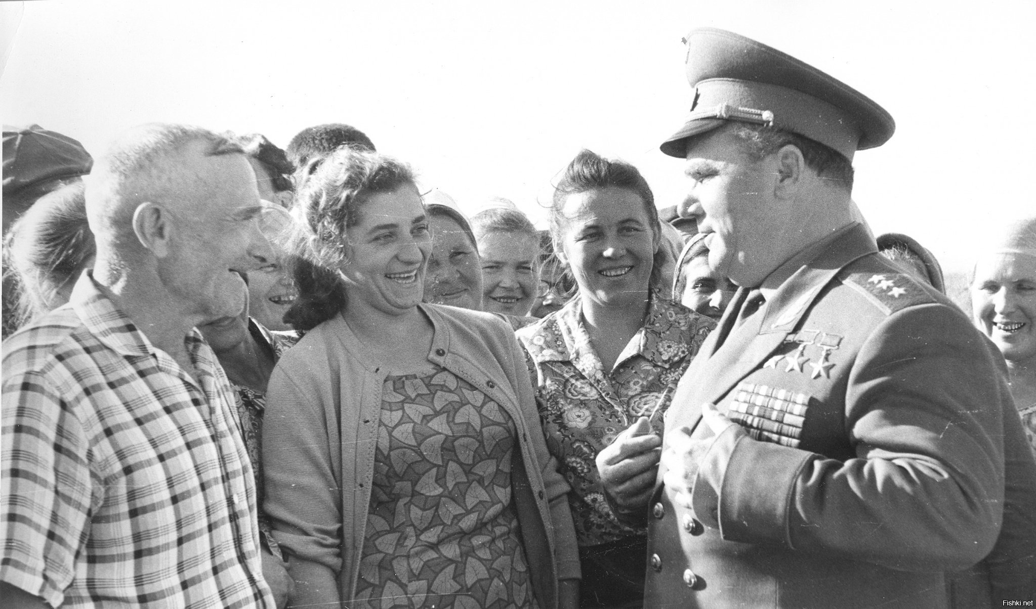 Кожедуб Иван Никитович с родителями