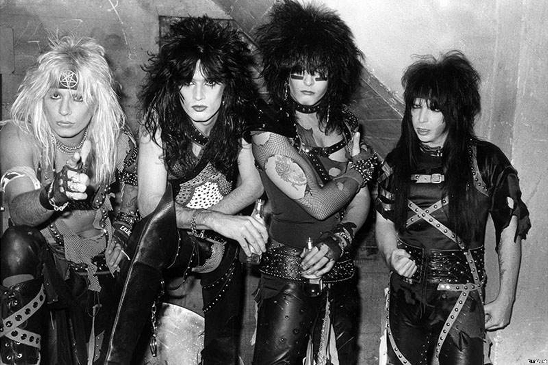 Стиль метал группы. Motley Crue группа. Мотли Крю в 80-х. Мотли Крю 1983. Группа Mötley Crüe 1981.