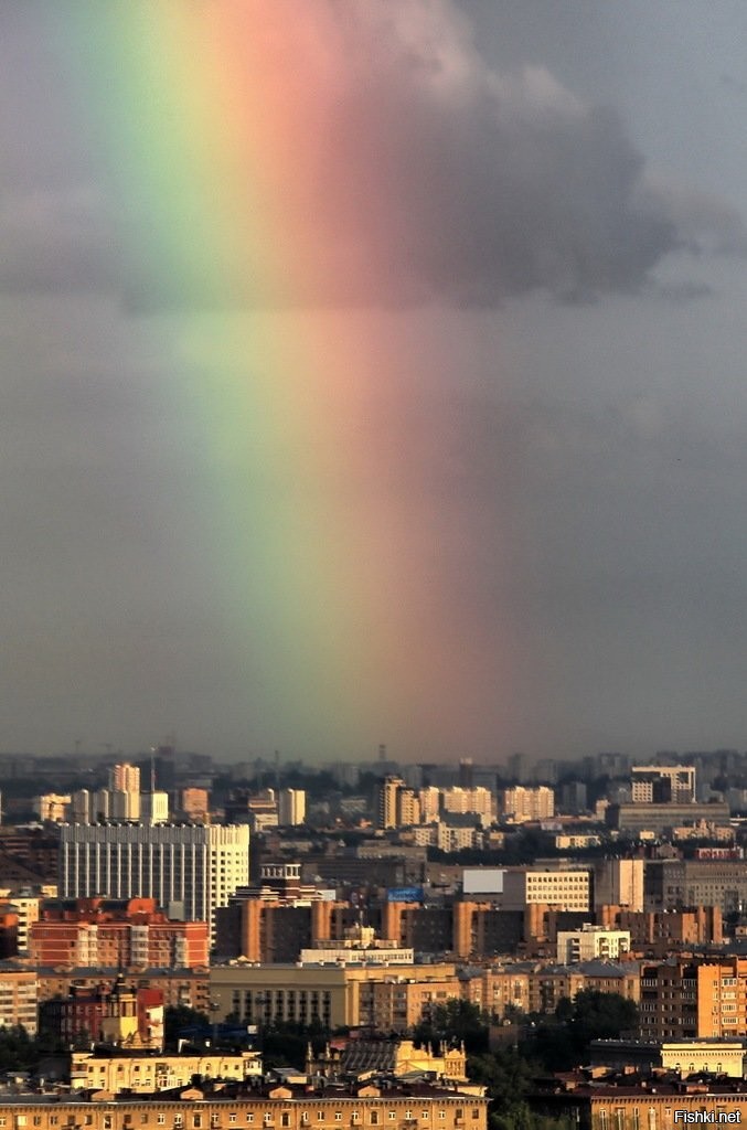 Фото радуга москва