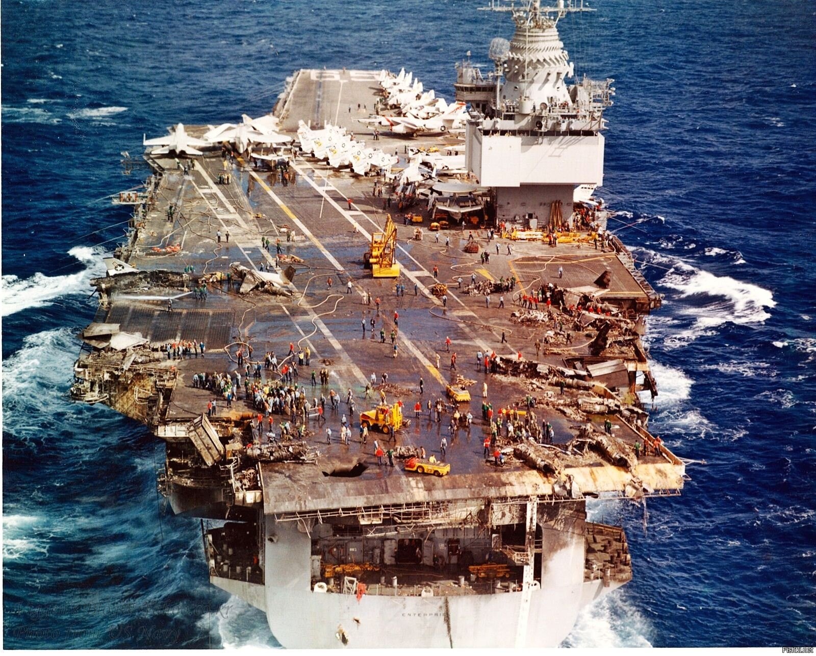 15 кораблей. USS Enterprise CVN-65. Авианосец США Энтерпрайз. USS Enterprise авианосец. Атомный крейсер Лонг Бич.