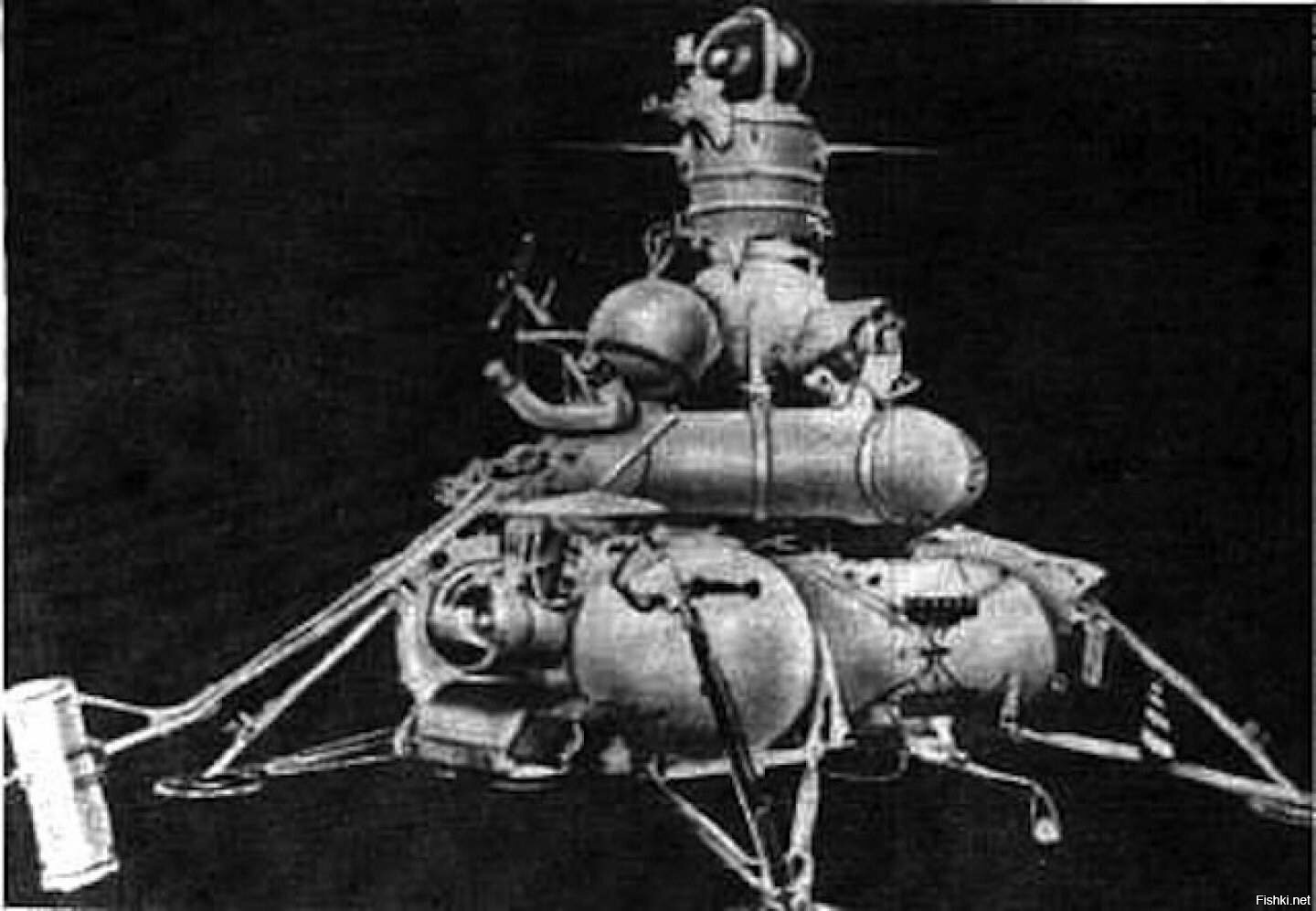 Советские аппараты луна. Советская автоматическая межпланетная станция "Луна-24". Луна-16 автоматическая межпланетная станция. Луна-15 автоматическая межпланетная станция. Луна-10 автоматическая межпланетная станция.